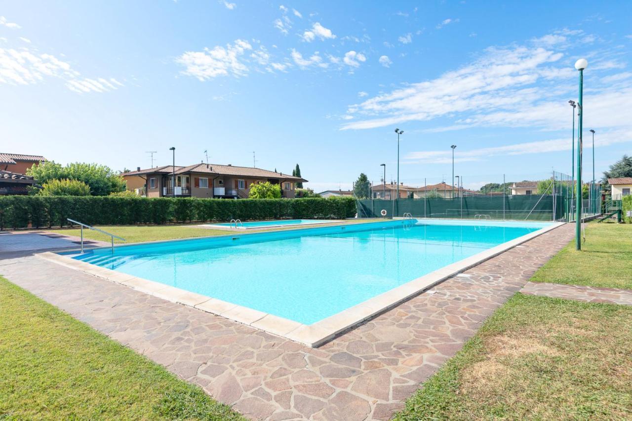 Borgo Adige 12 Apartment By Wonderful Italy Padenghe sul Garda Ngoại thất bức ảnh