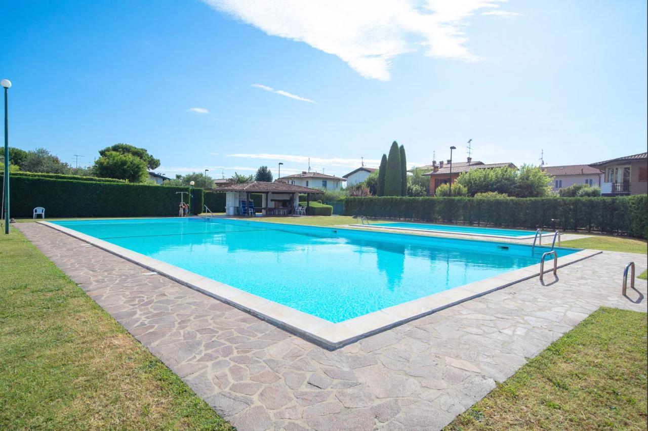 Borgo Adige 12 Apartment By Wonderful Italy Padenghe sul Garda Ngoại thất bức ảnh